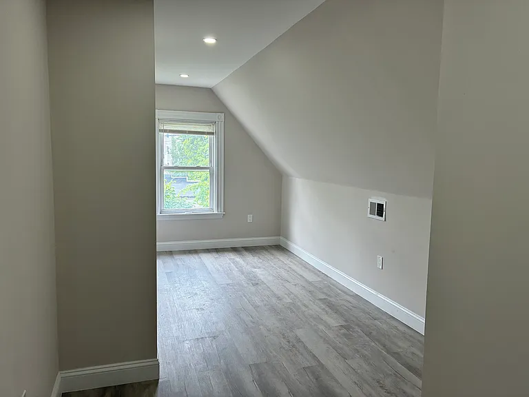 40 Harvest St #2 — Photo 7