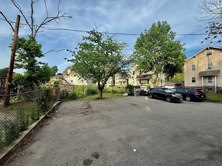 9 Miller Stile Rd #3 — Photo 6