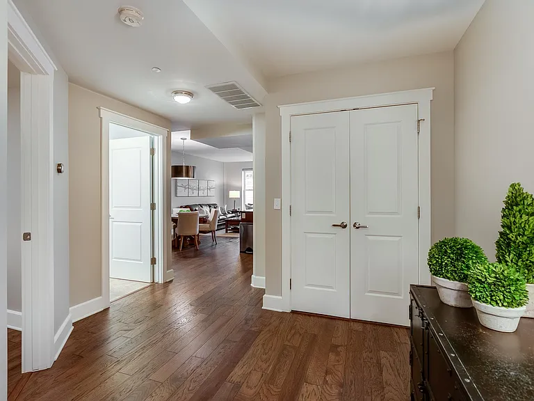 27 Library St NE #501 — Photo 2