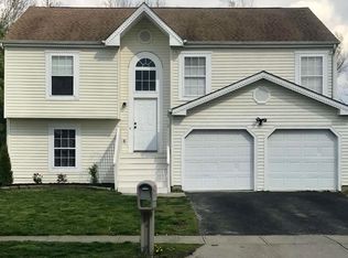 5888 Winshire Dr, Canal Winchester, OH