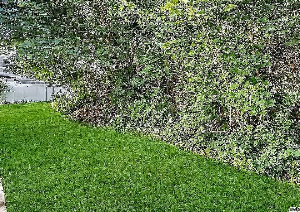 2nd image of 80 Shafter Ave
