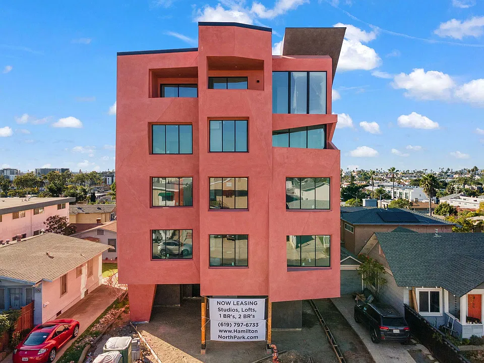Building Photo 5