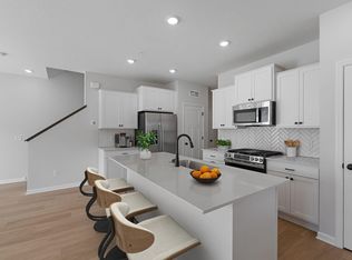 1540 Trellis Ln, West Saint Paul, MN 55118