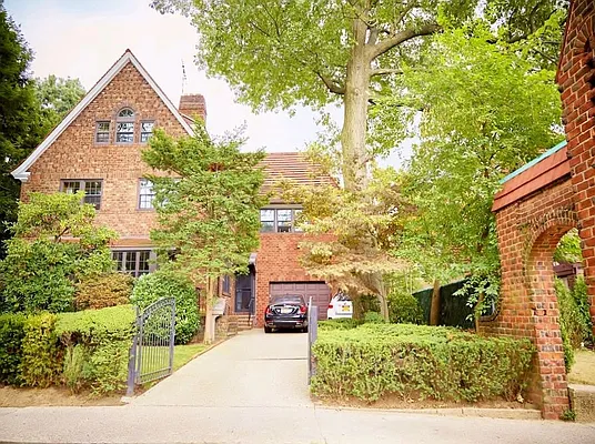 Sold by Astor Realty Enterprise LLC | media 17