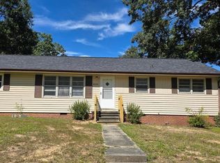 2526 Hyde St, Burlington, NC 27217