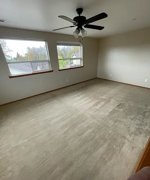 221 Lind Ave NW — Photo 25