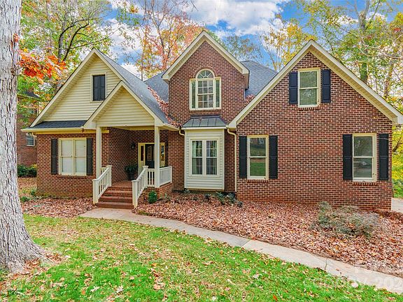 3rd image of 2730 Tealwood Dr