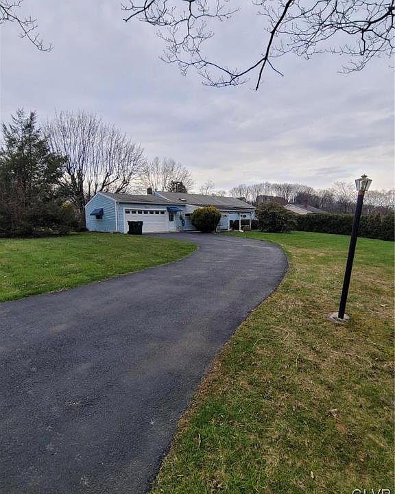 1st image of 2360 Edgemore Ave