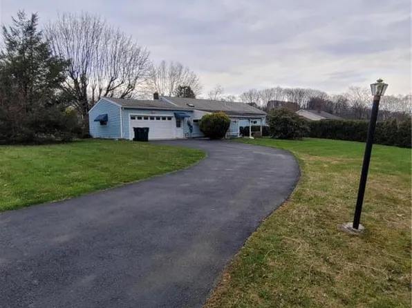 2360 Edgemore Ave, Easton, PA 18045