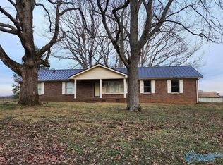 20484 Holt Rd, Athens, AL 35613