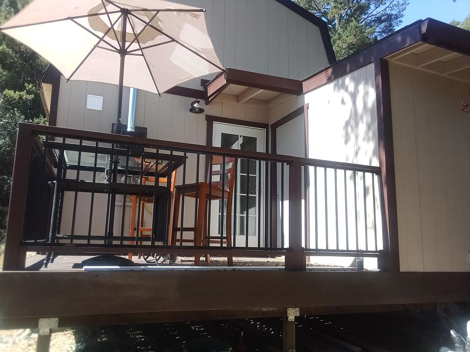 70 sq ft Deck and 30 sq ft Laundry