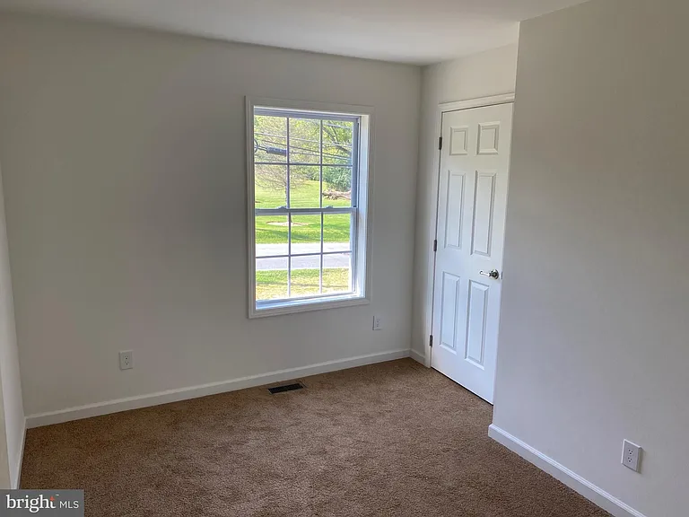 301 Bondsville Rd — Photo 11
