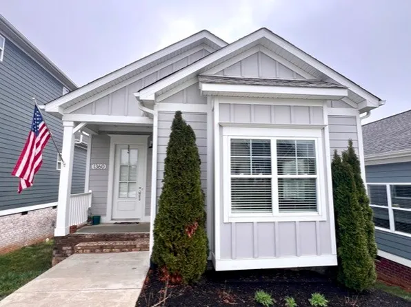 1360 Hicks Edgen Rd, Pleasant View, TN 37146