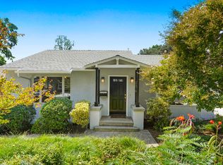 2476 E Woodlyn Rd, Pasadena, CA 91104