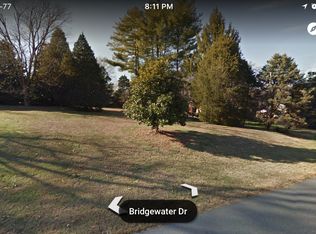 4550 Bridgewater Dr, Clemmons, NC 27012