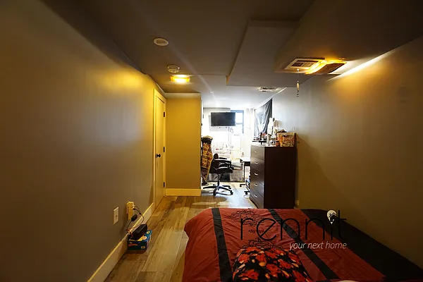 Rented by Rennit Inc. | media 36