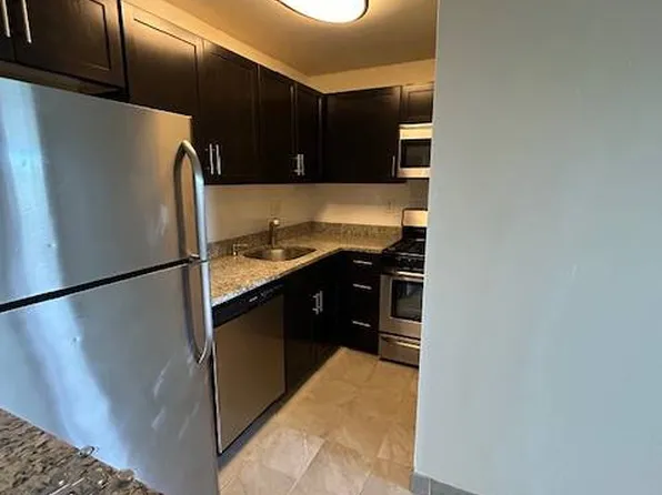 175-185 Freeman St, Brookline, MA 02446