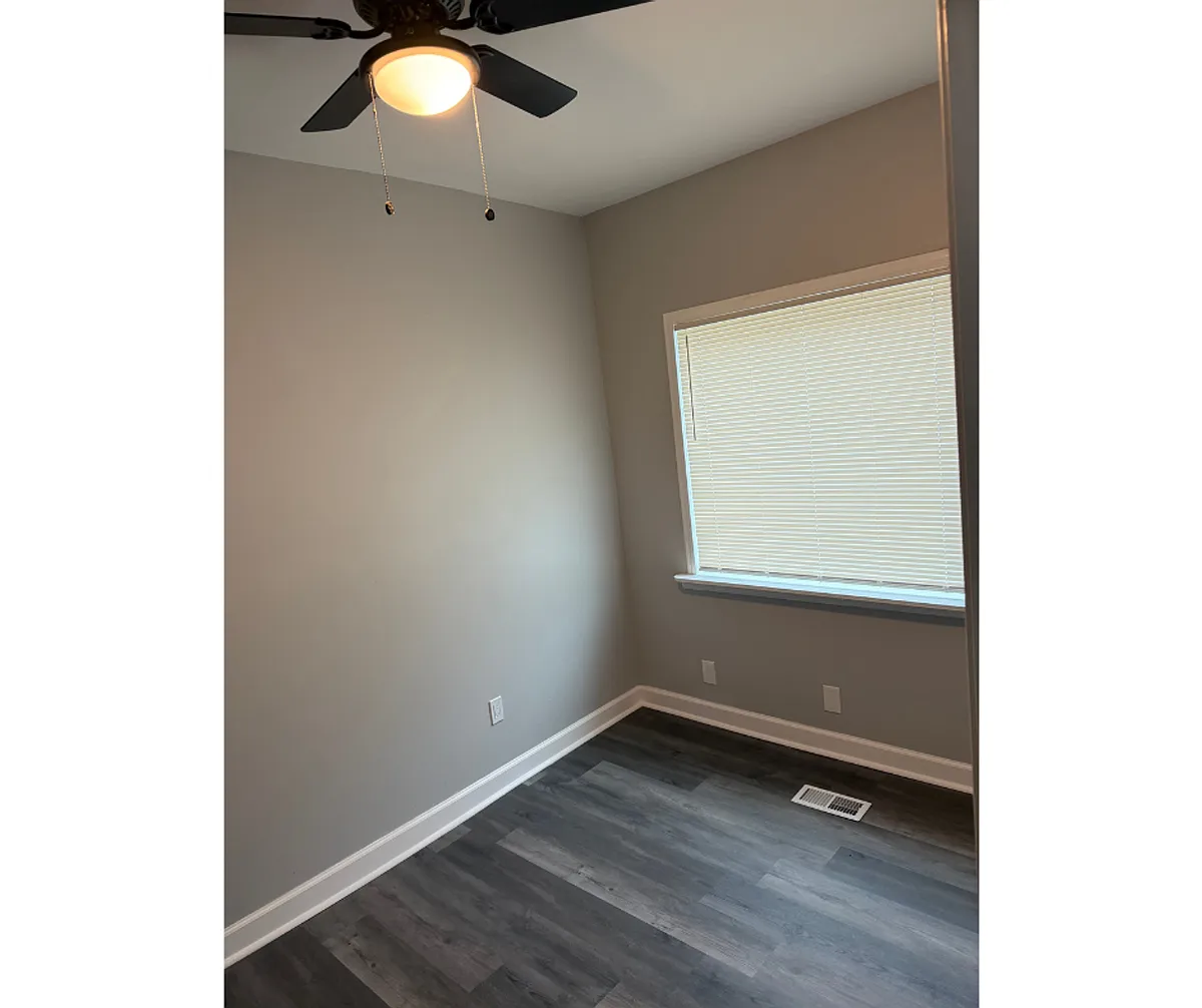 Building Photo - 3718 E Lombard St #2A-600-2A