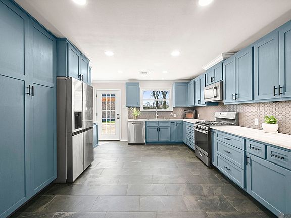 4th image of 12258 Pete Sanchez Rd