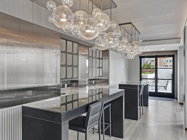 520 W 43rd St #3D — Photo 11