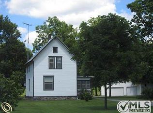 8694 Lambs Rd, Goodells, MI 48027