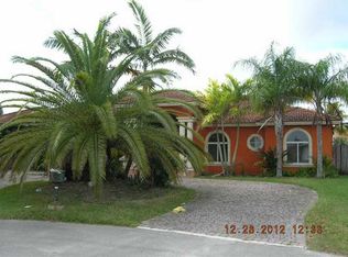 19770 SW 136th Ave, Miami, FL 33177