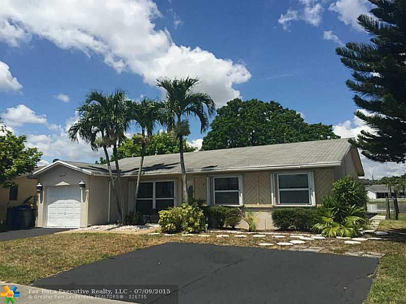 Home For Sale In Windward Isles