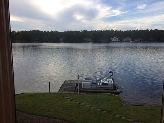 4th image of 685 Diamondhead Dr S