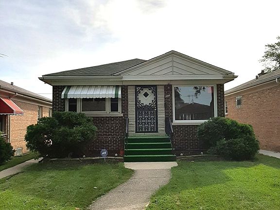 2nd image of 1039 32nd Ave
