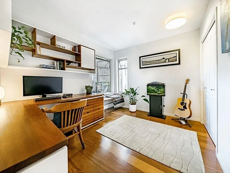 55 E 10th Ave #3 — Photo 16
