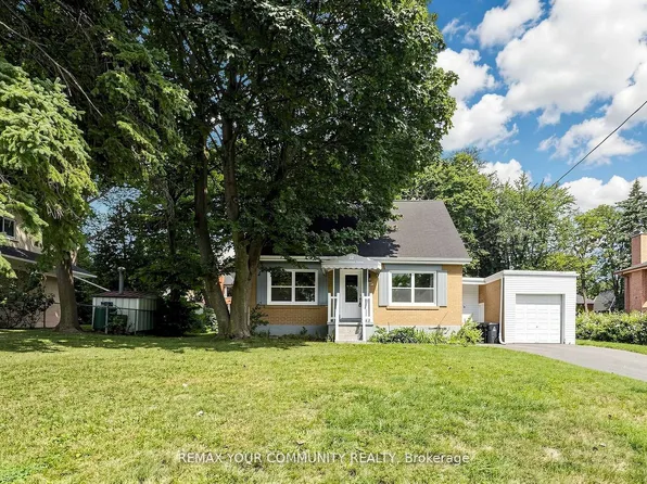 22 Havenridge Dr, Toronto, ON M9P 3M4