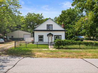 1008 S Grand St, Grove, OK 74344