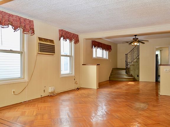 4th image of 1029 80th St #1