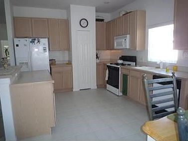 5th image of 2559 Aster Cove Ln