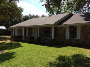 1002 Hackberry, Ganado, TX 77962