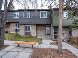 210 86th Ave SE #107, Calgary, AB T2H 1N6