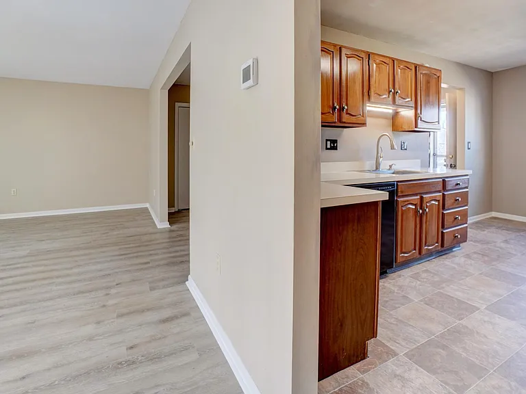 165 Pheasant Ln — Photo 18
