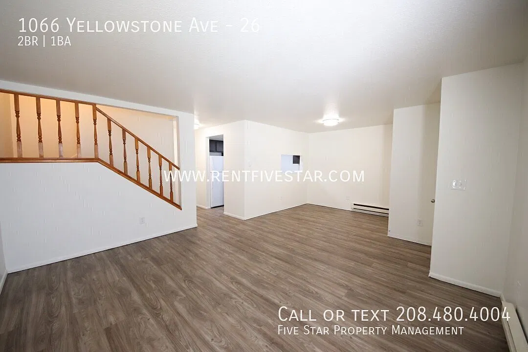 1066 Yellowstone Ave — Photo 1