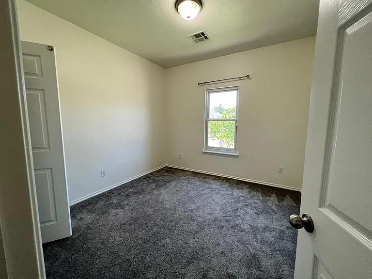 5916 SE 67th St — Photo 92