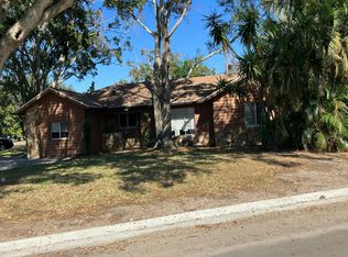 1716 Madrid Dr, Largo, FL 33778