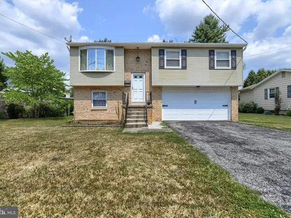 4815 Delbrook Rd, Mechanicsburg, PA 17050