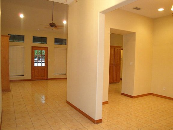 2nd image of 1304 Toni Ln #27