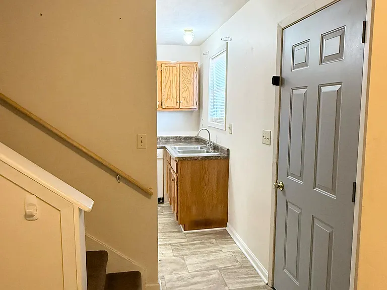 60 Riley Manor Cir — Photo 3