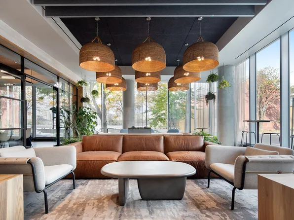 30-77 Vernon Boulevard image 19 of 27