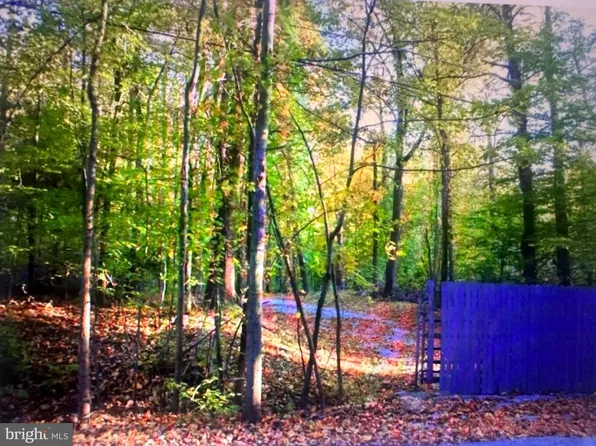 8013 Poplar Hill Dr, Clinton, MD 20735