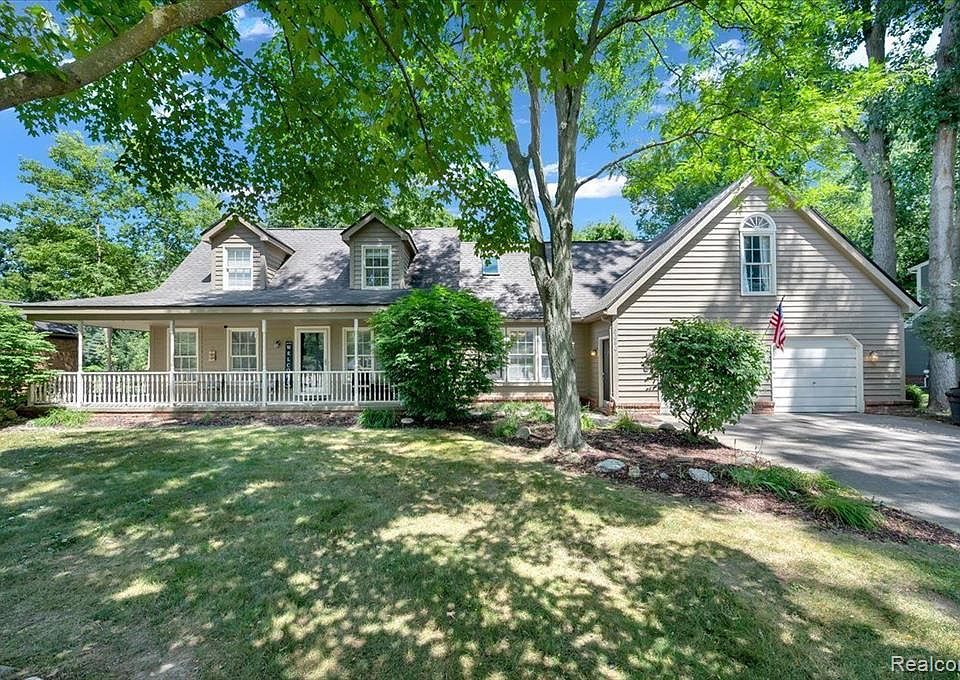 6690 Deer Ridge Dr, Clarkston, MI 48348 Zillow