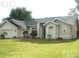 18194 Sandy Pines Cir, North Fort Myers, FL 33917