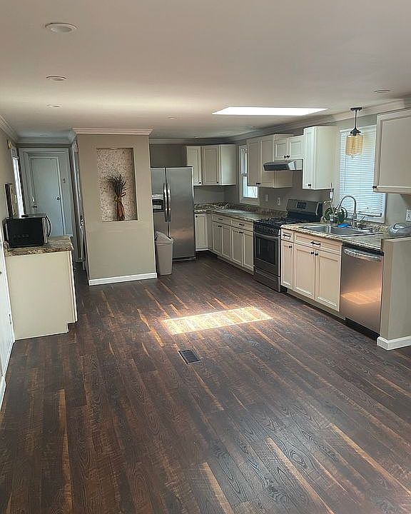 1st image of 5144 Village Cir E #1
