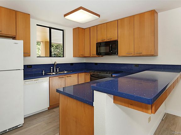 2nd image of 46-055 Meheanu Pl APT 3452