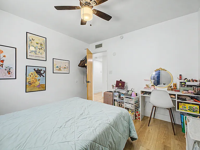 1010 W 13th St — Photo 18